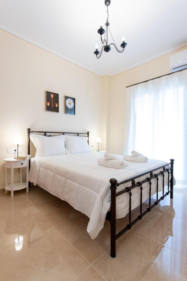 Luxury Apartment In Garitsa Bay Corfu  Buitenkant foto